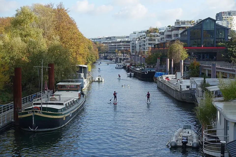 Image à Issy-les-Moulineaux (92130) pour votre Canalisation Bouchée Que Faire