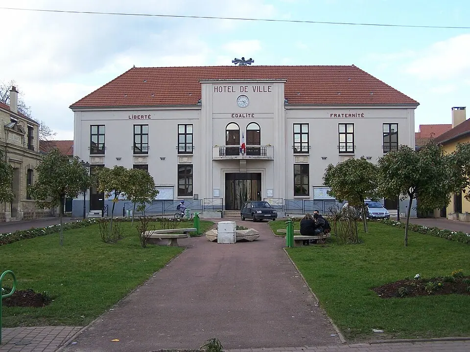 Vue à Montesson (78360) pour votre Débouchage Canalisation Pas Cher