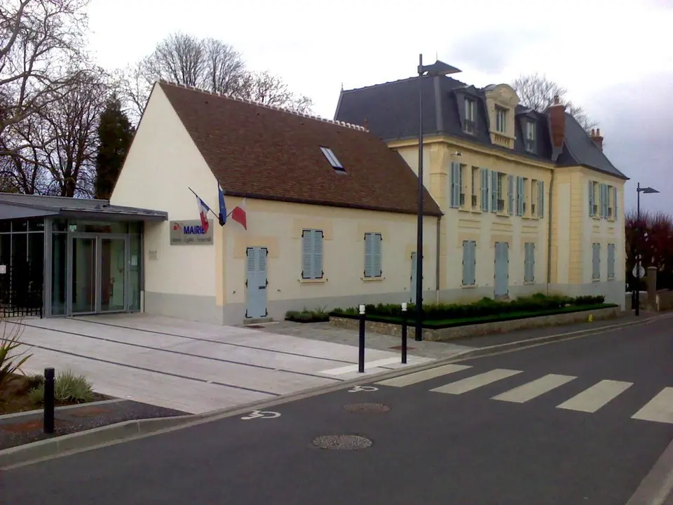 Image à Ollainville (91340) pour votre Canalisation Bouchée Que Faire
