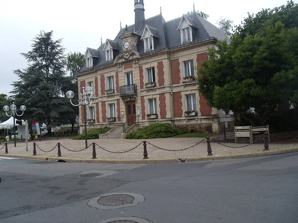Image à Pierrelaye (95220) pour votre Déboucher Canalisation