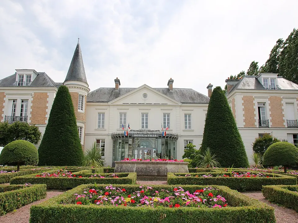 Vue à Roissy-en-Brie (77680) pour votre Déboucher Canalisation