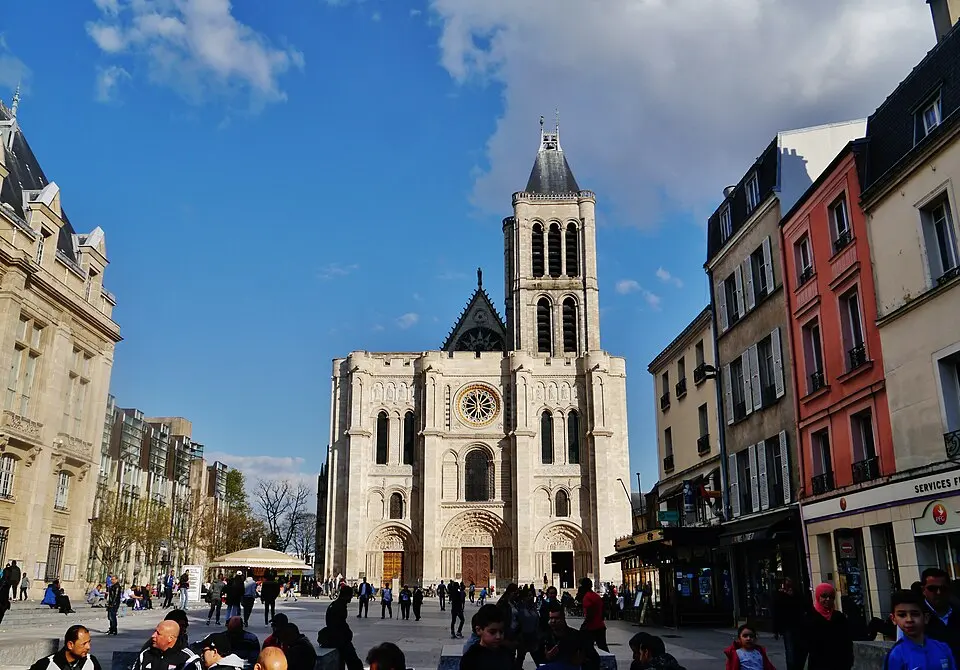 Vue à Saint-Denis (93210) pour votre Déboucher Canalisation