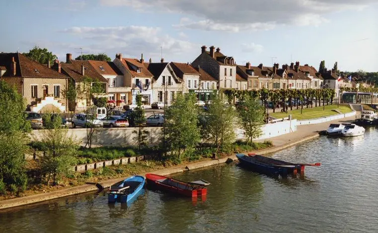 Vue à Saint-Mammès (77670) pour votre Pompage Fosse Septique Tarif
