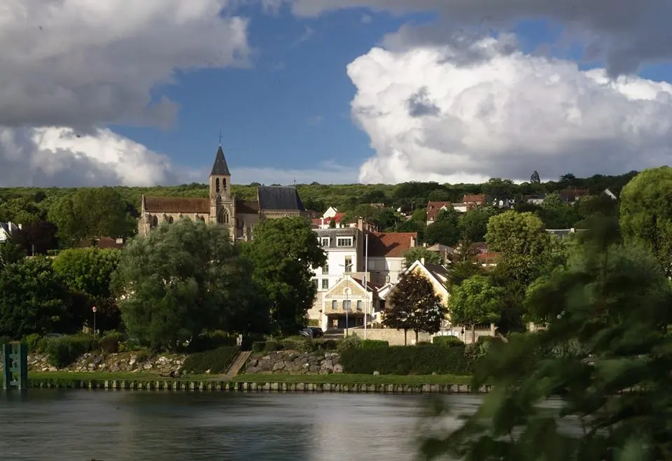 Vue à Triel-sur-Seine (78510) pour votre Canalisation Bouchée Que Faire